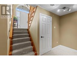 29 VILLAGE GATE CRESCENT - 24