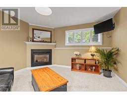 29 VILLAGE GATE CRESCENT - 26