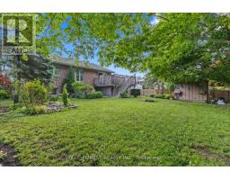 29 VILLAGE GATE CRESCENT - 41