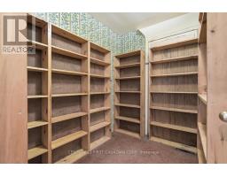 454 BEACHWOOD AVENUE - 24