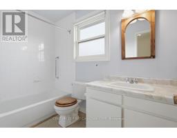 454 BEACHWOOD AVENUE - 38