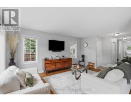 696 FIELDGATE CIRCLE - 10