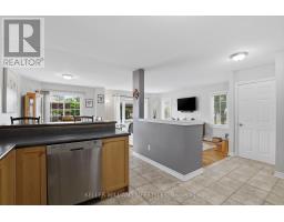 696 FIELDGATE CIRCLE - 14
