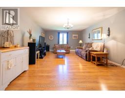 176 EASTMAN AVENUE - 22