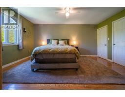 176 EASTMAN AVENUE - 28