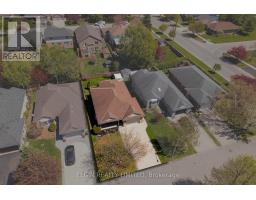 5 RODNEY CRESCENT - 28