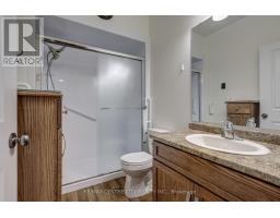26 OAK STREET - 15