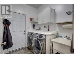 26 OAK STREET - 16