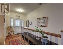 26 OAK STREET - 8