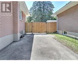 63 PAWNEE CRESCENT - 2