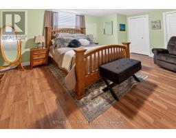 17 OLD COURSE ROAD W - 27