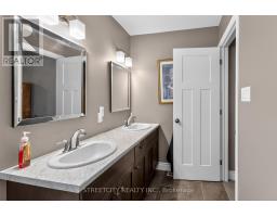 17 OLD COURSE ROAD W - 31
