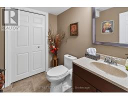 17 OLD COURSE ROAD W - 34