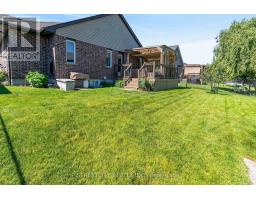 17 OLD COURSE ROAD W - 39
