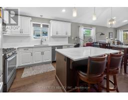 17 OLD COURSE ROAD W - 6