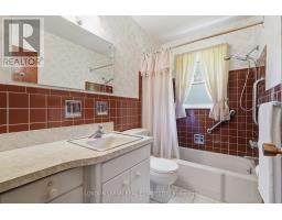 549 RIDGEWOOD CRESCENT - 25