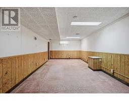 549 RIDGEWOOD CRESCENT - 27