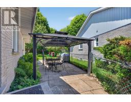 24 FARMINGTON AVENUE - 27
