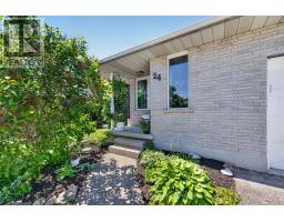 24 FARMINGTON AVENUE - 4