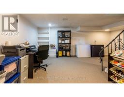 23 BRAEMAR CRESCENT - 16