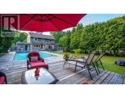 23 BRAEMAR CRESCENT - 22