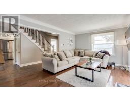 23 BRAEMAR CRESCENT - 4