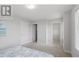 954 WEST VILLAGE SQUARE - 33