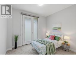 954 WEST VILLAGE SQUARE - 7