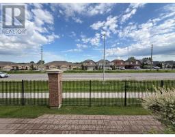 52 - 1600 MICKLEBOROUGH DRIVE - 16