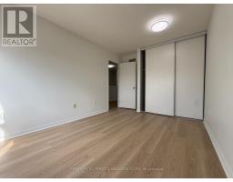 52 - 1600 MICKLEBOROUGH DRIVE - 28