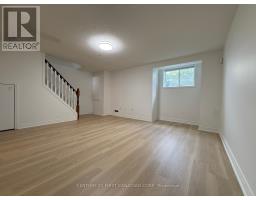 52 - 1600 MICKLEBOROUGH DRIVE - 39