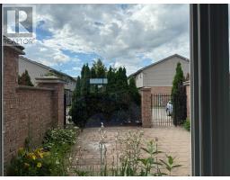 52 - 1600 MICKLEBOROUGH DRIVE - 49