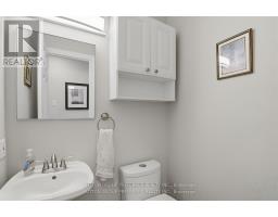 38 ALAYNE CRESCENT - 13