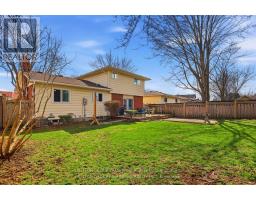38 ALAYNE CRESCENT - 28