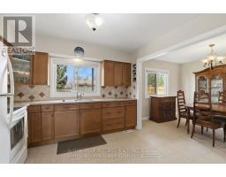 38 ALAYNE CRESCENT - 9