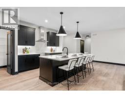 28 MANNING COURT - 18