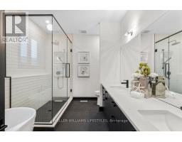 28 MANNING COURT - 25