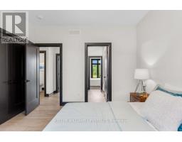 28 MANNING COURT - 30