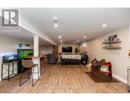 225 LEITCH STREET - 33