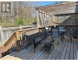284 EXMOUTH CIRCLE - 29