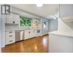 890 HOLLANDS AVENUE - 19