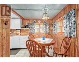 18 TUYLL STREET - 17