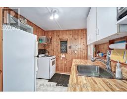 18 TUYLL STREET - 24