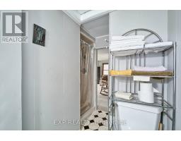 18 TUYLL STREET - 27