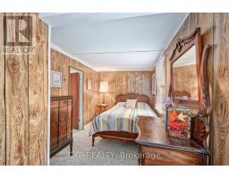 18 TUYLL STREET - 30