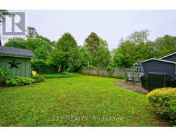 18 TUYLL STREET - 34