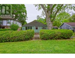 18 TUYLL STREET - 6