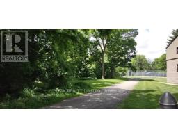 219 BRENTWOOD CRESCENT - 4