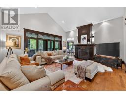 9082 FERNE DRIVE - 11