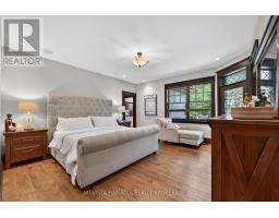9082 FERNE DRIVE - 23